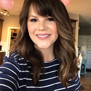 Meet your Posher, Courtney